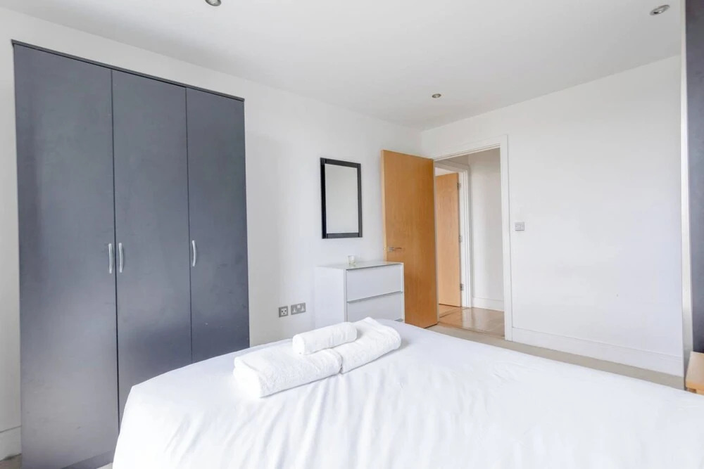 Sleek & Sunny 1BD Flat Near Greenwhich - Deptford!