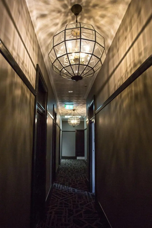 Nags Head Hotel