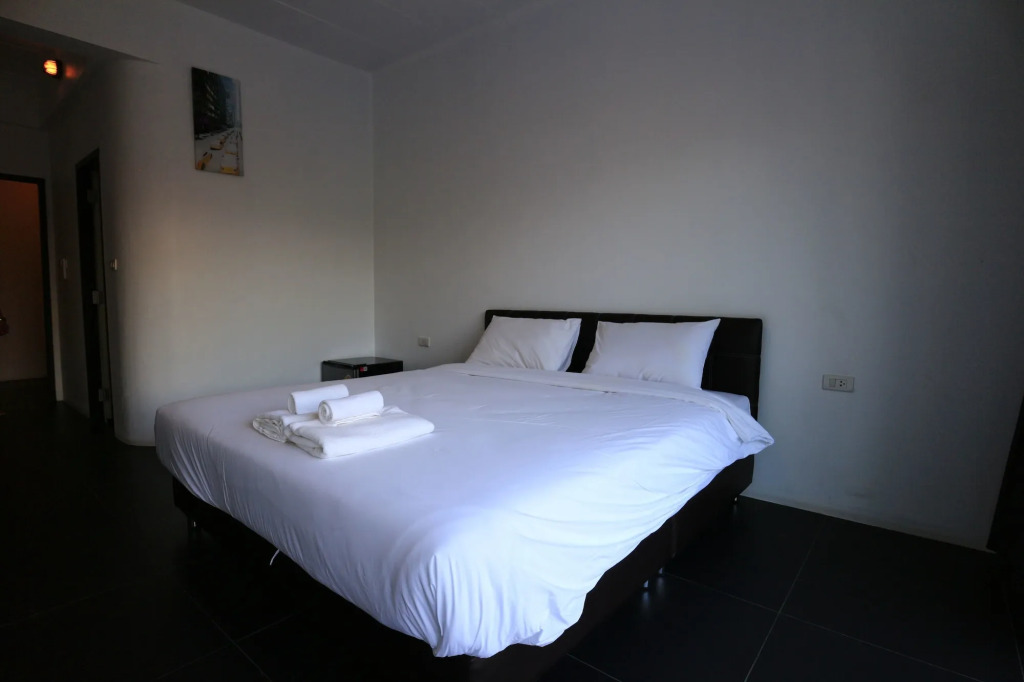Azz Hotel