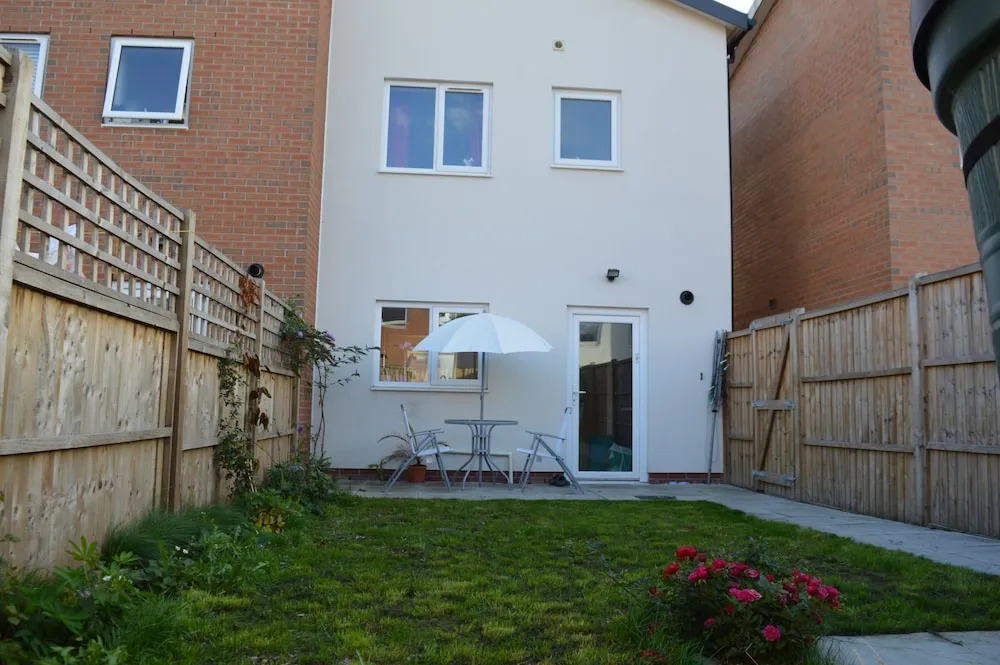 2 Bedroom House in City Centre