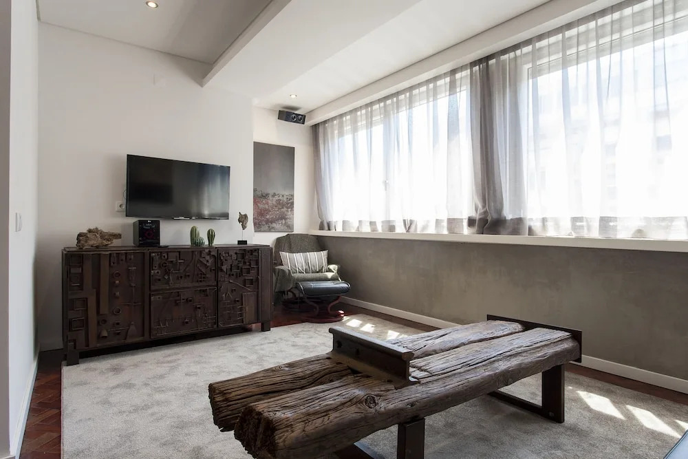 Altido Santos Design Views