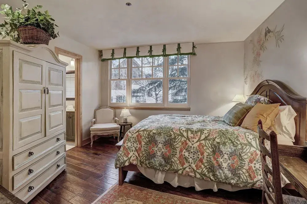 Arrowhead Village BP12 - 3 Br Condo