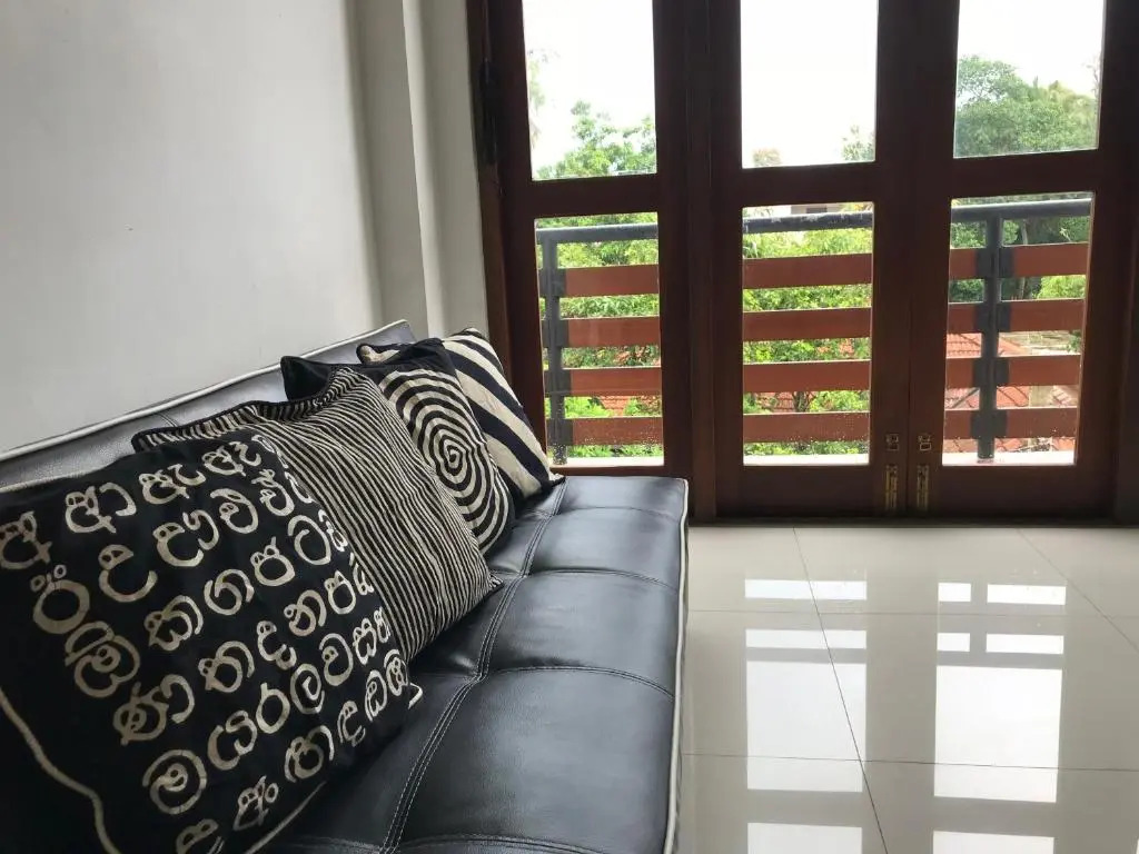 Iddamal Apartments