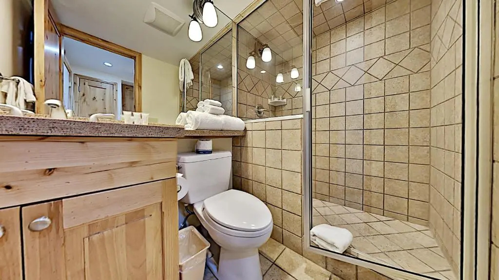 Timberline Condominium Studio Deluxe Unit 215