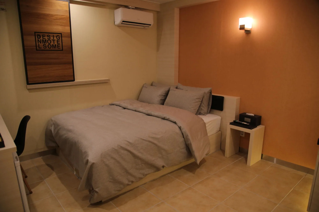 Motel Some