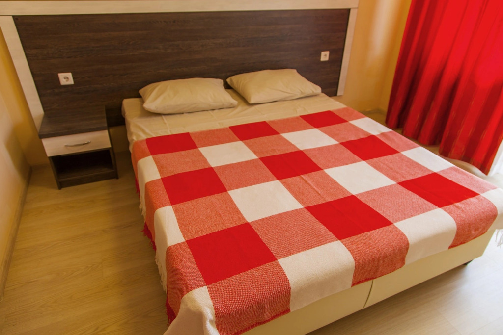 Juzhnyj bereg (Lermontovo)