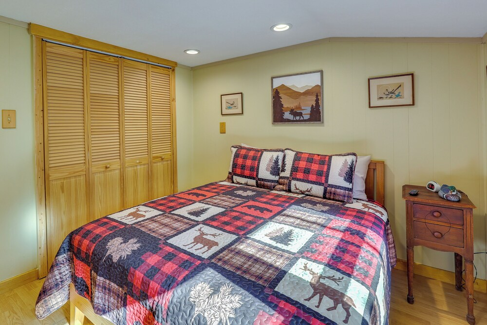 2 Boat Docks: Grand Lake Waterfront Home
