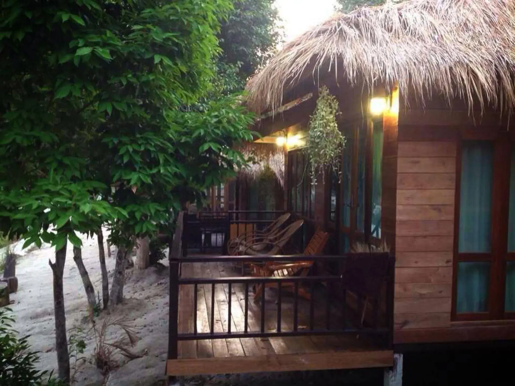 Raya Resort