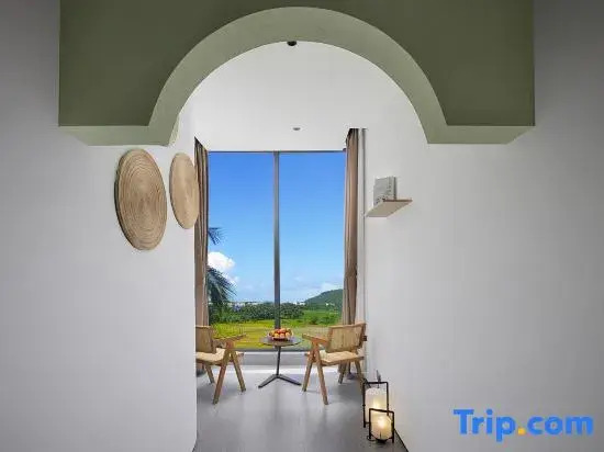 Twin Homestay (Wanning Shimeiwan Tourism Highway)