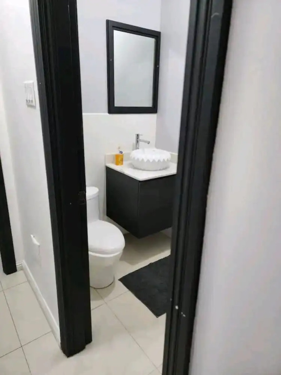 Impeccable 2-bed Apartment in Kingston With Pool