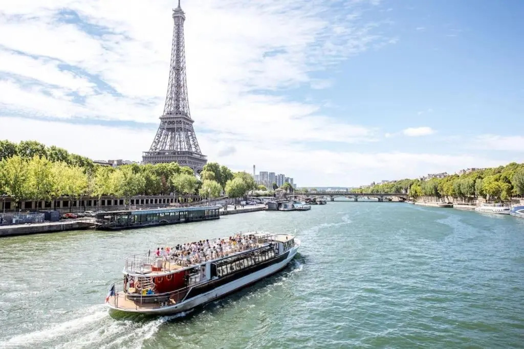 Bel appartement entre Paris et Disneyland - proche centrex