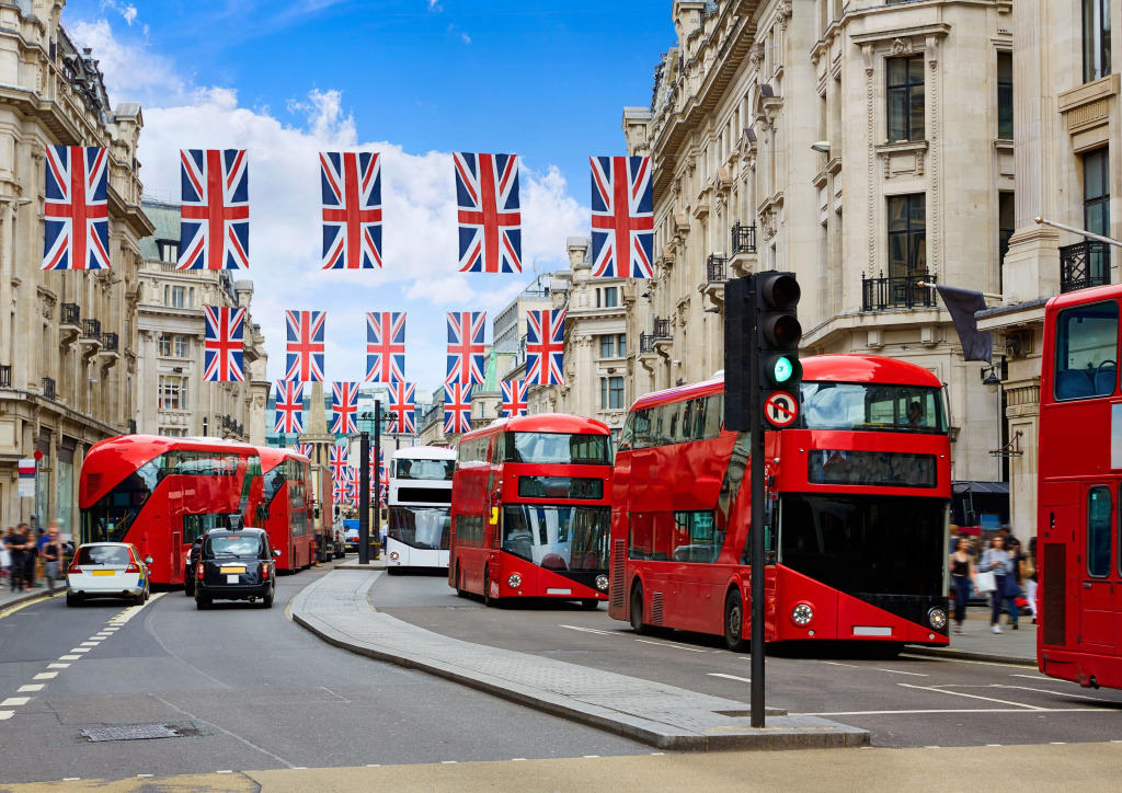 Hotel Indigo London - 1 Leicester Square by IHG