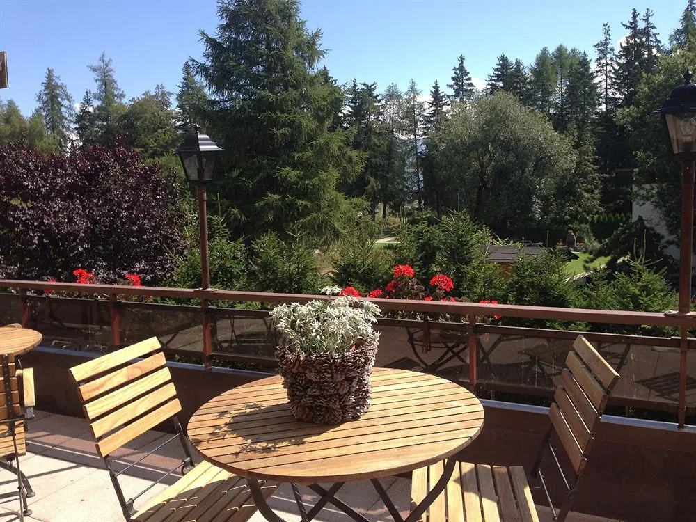 Alaia Lodge