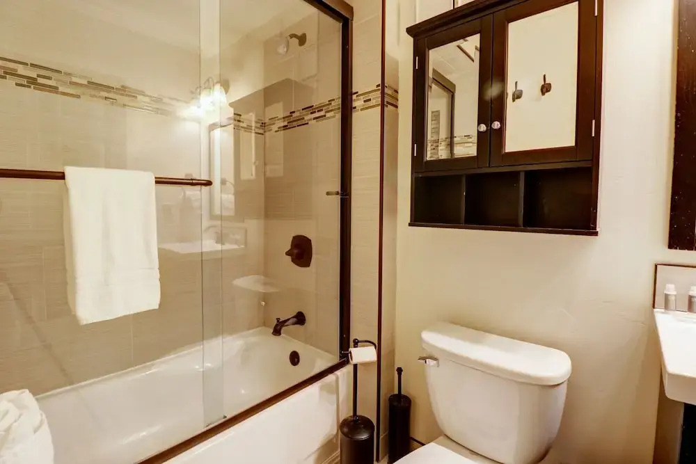 Pet-friendly Very Spacious Condo - BE108 by RedAwning