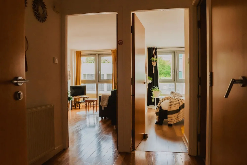 Lovely Bohemian Apartment in Heart of City Life