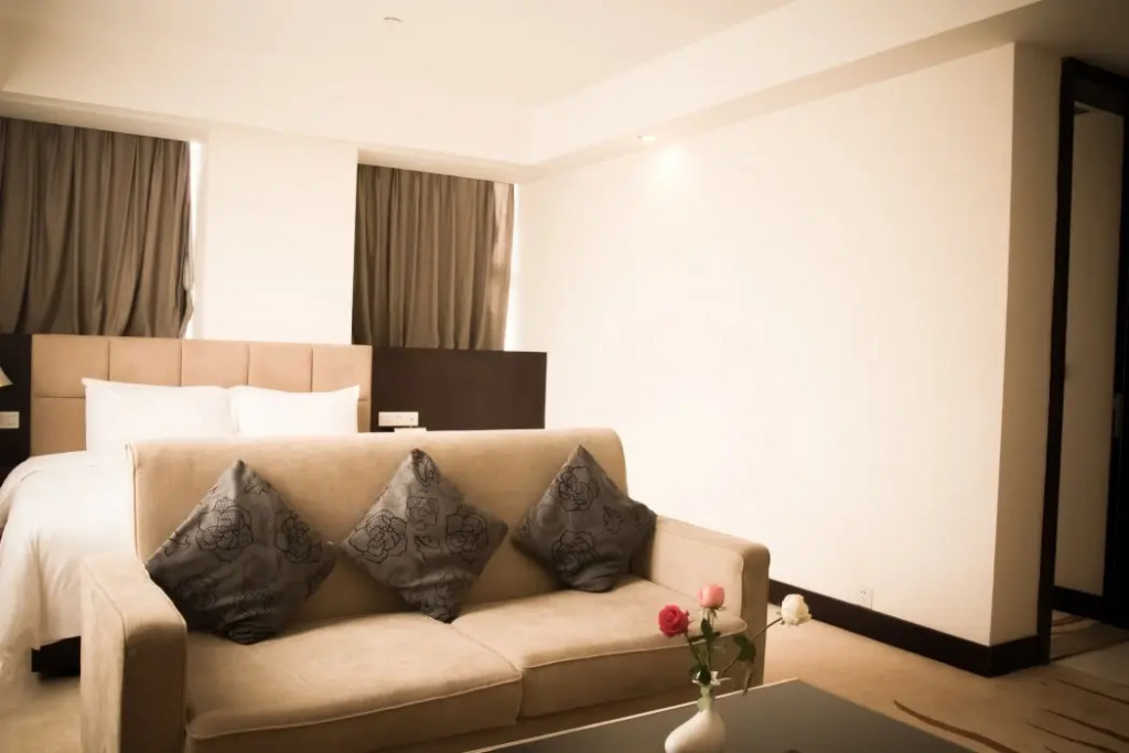 Zenith International Hotel