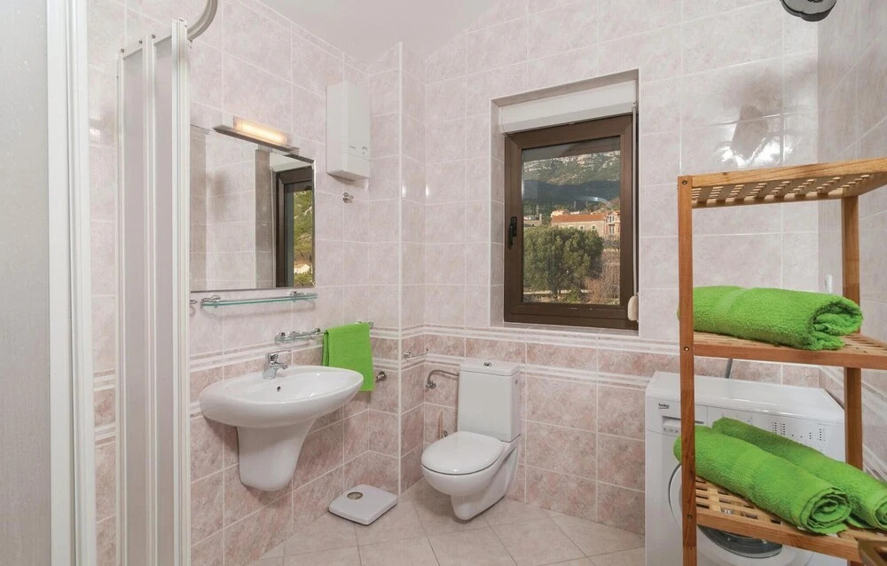 Awesome Apartment in Bol With 2 Bedrooms and Wifi