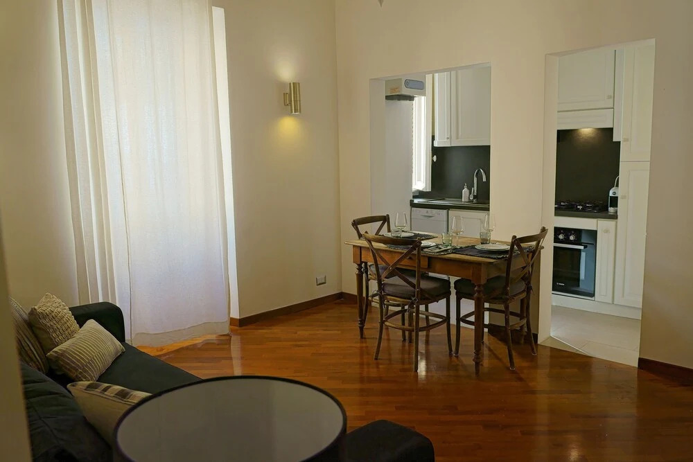 2 Bedroom Trastevere