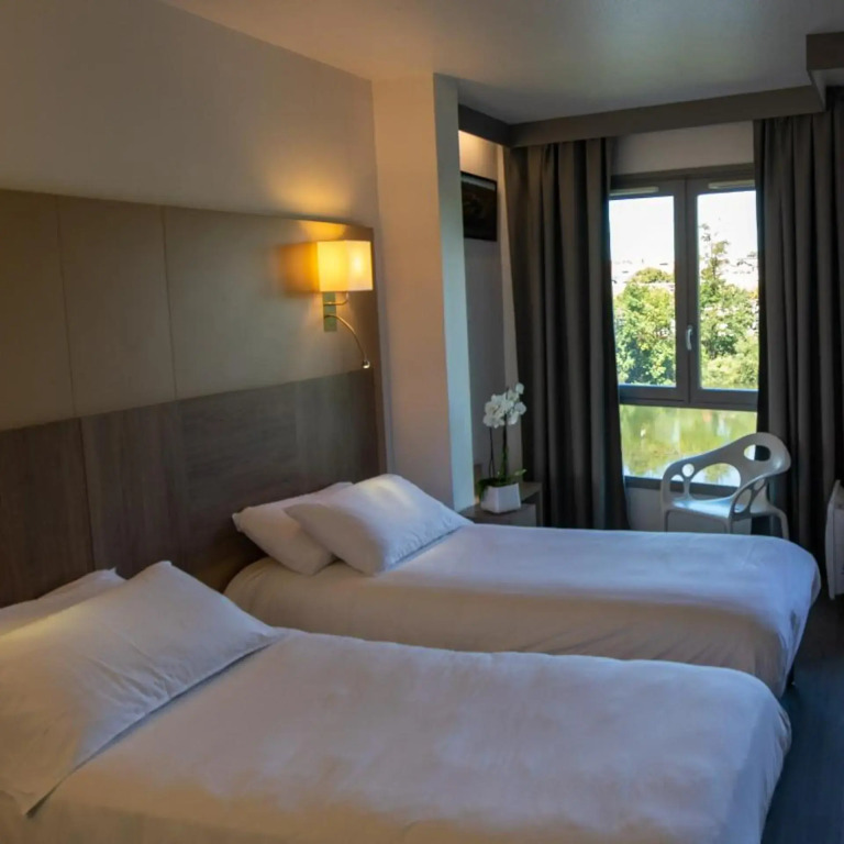 La Chartreuse Logis Hotel Restaurant