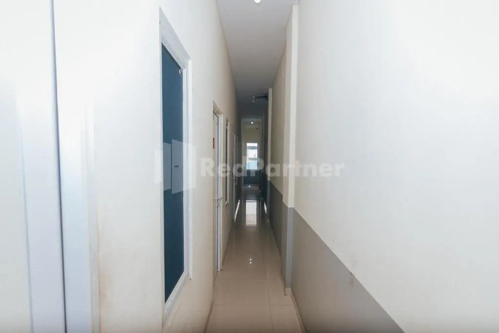 OYO 94494 Krekot Residence Pasar Baru COO Property