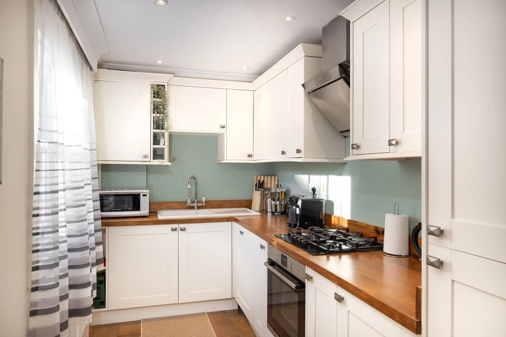 Lovely 3-bed Apartment in North Central London