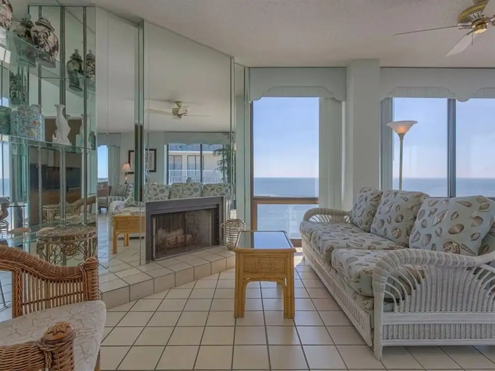 Summer House On Romar Beach