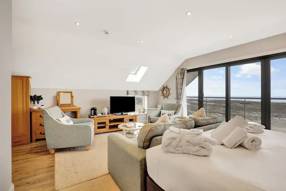 Captain's Cove - North East Escapes