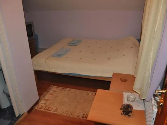 Sobe Tron Palić