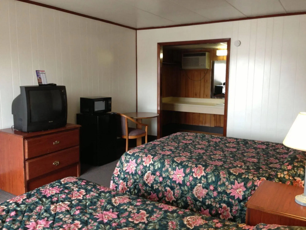 Quality Lodge - Cedar Point Area