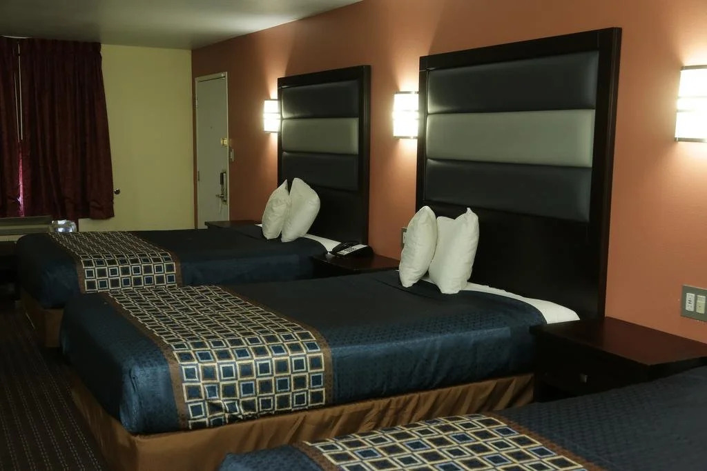 Theroff's Motel