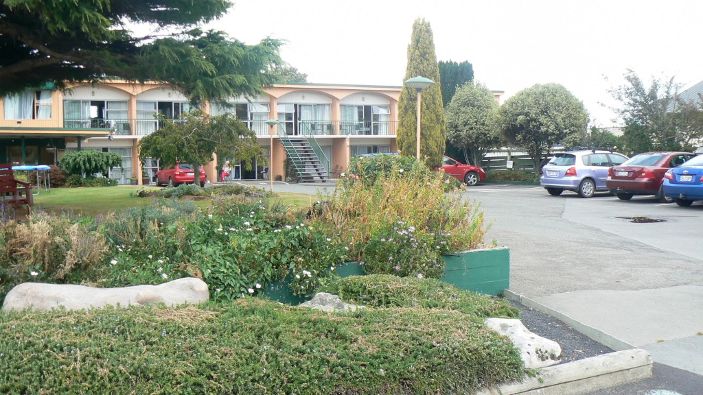 289 Midway Motel