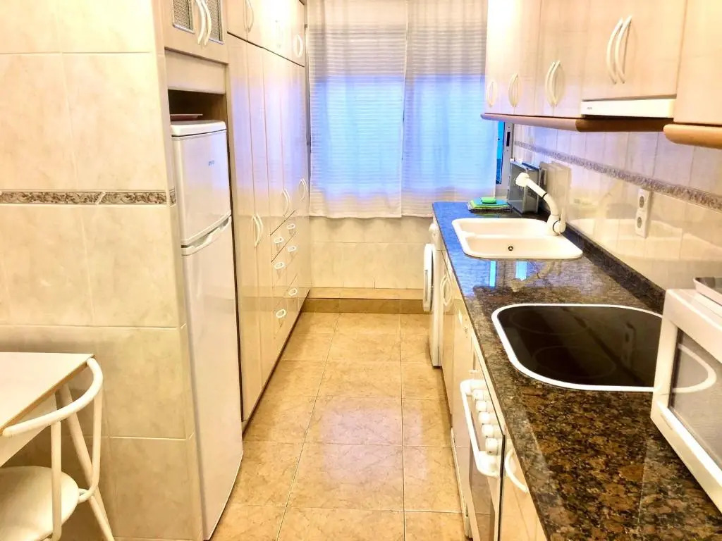 SALOU 1 linia de mar 3 baños 3 hab.WIFI 110m2