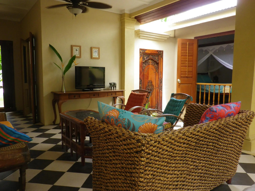 Villa Papaya