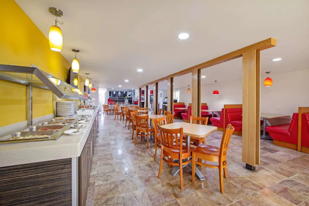BeWow Hotel Querétaro