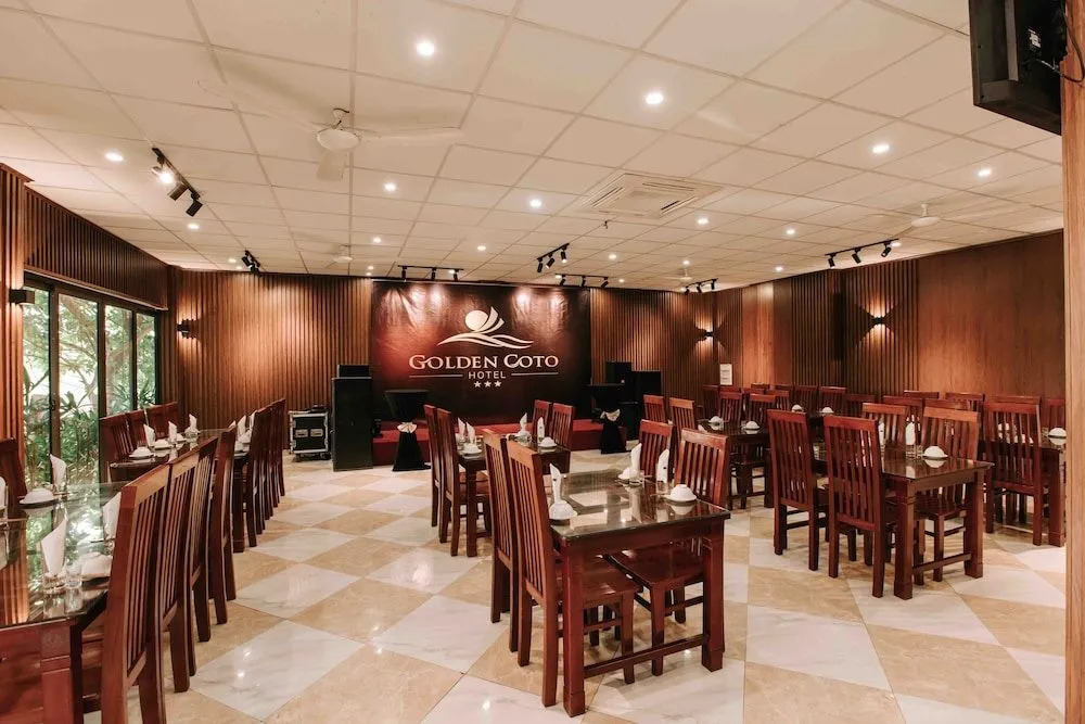 Golden Coto Hotel
