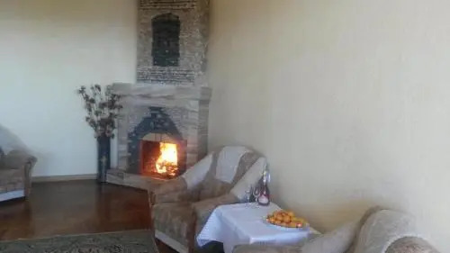 Guest House On Generala Dbar 109A