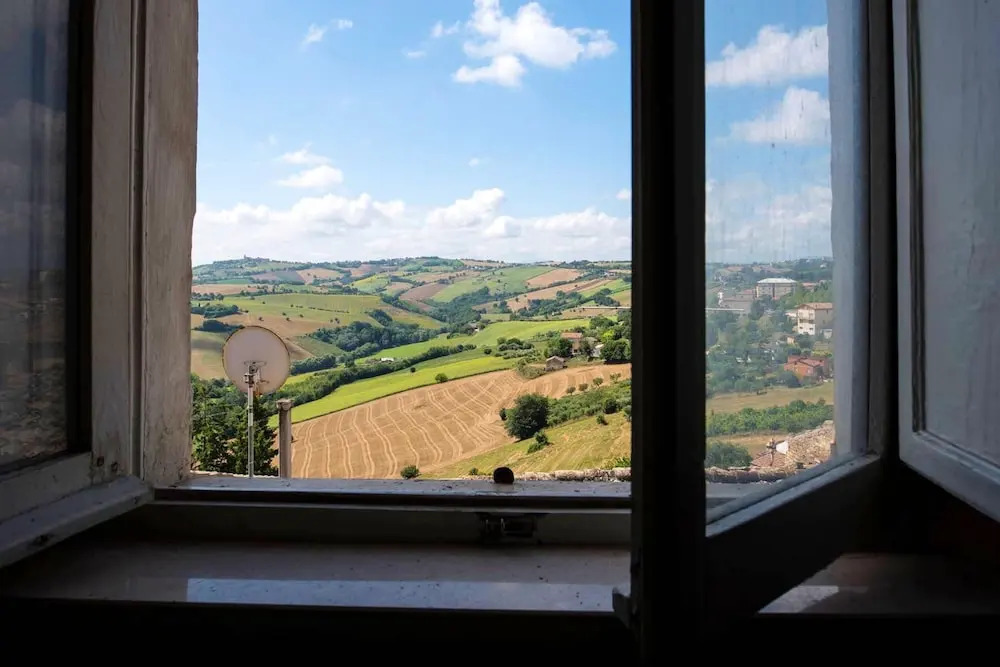House With 3 Bedrooms in Monte San Pietrangeli, With Wonderful City View, Balcony and Wifi