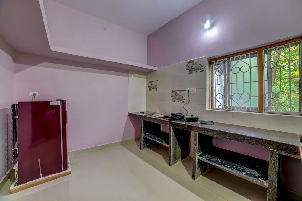 OYO 19884 Home Enticing 2BHK Mandrem
