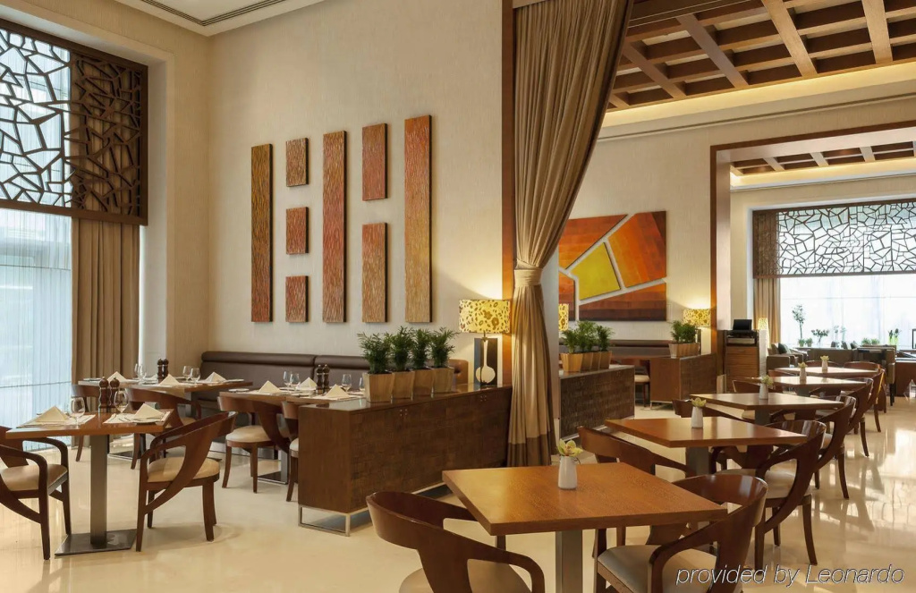 Отель Four Points by Sheraton Sheikh Zayed Road