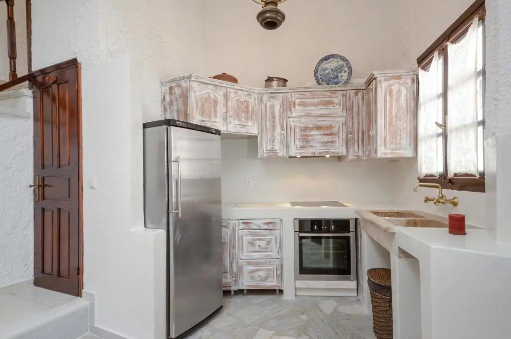 Naxos Center Houses