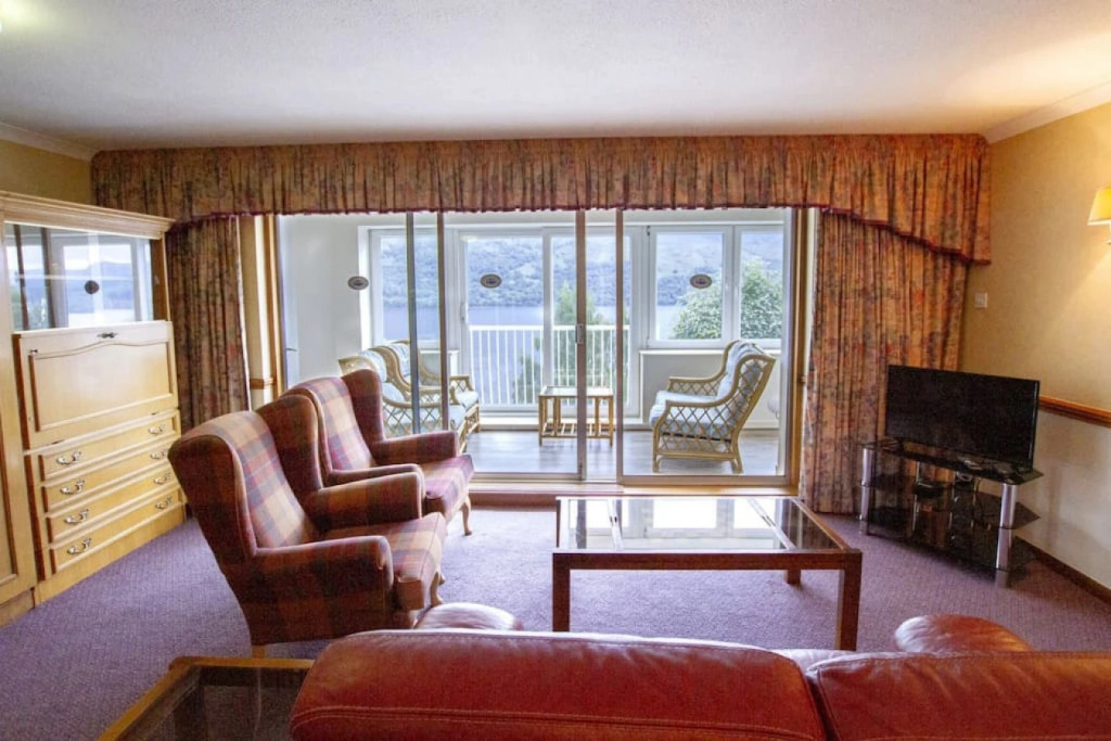 Loch Rannoch Red Deer Lodge 5