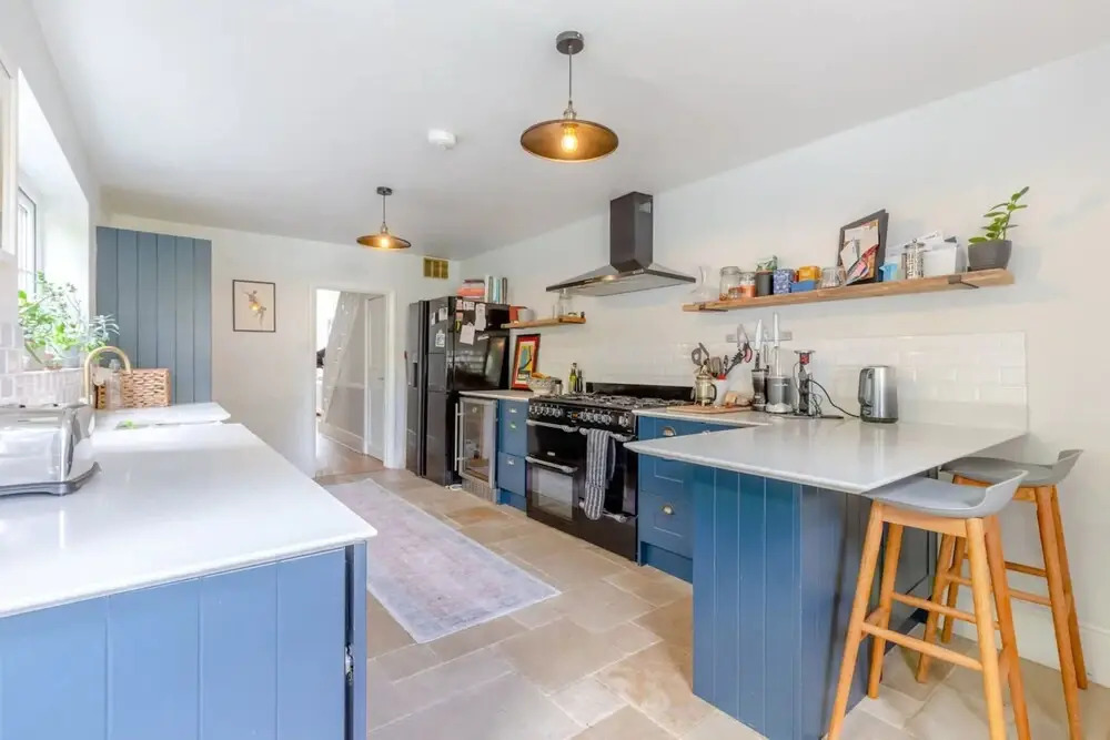 Spacious 2 Bedroom Home in Lewisham