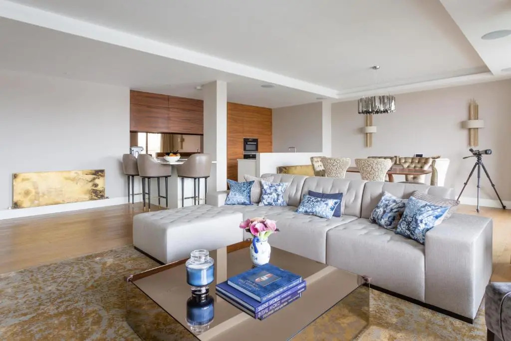 Chelsea Crescent by Onefinestay