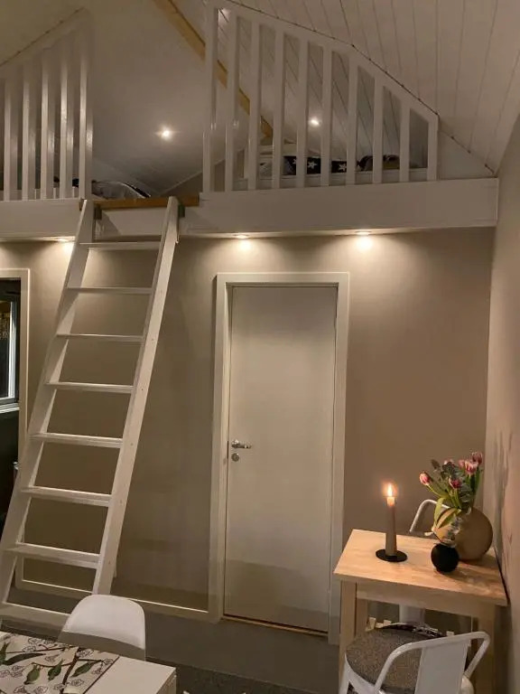 Nybyggt Attefallshus på Ängö i Kalmar