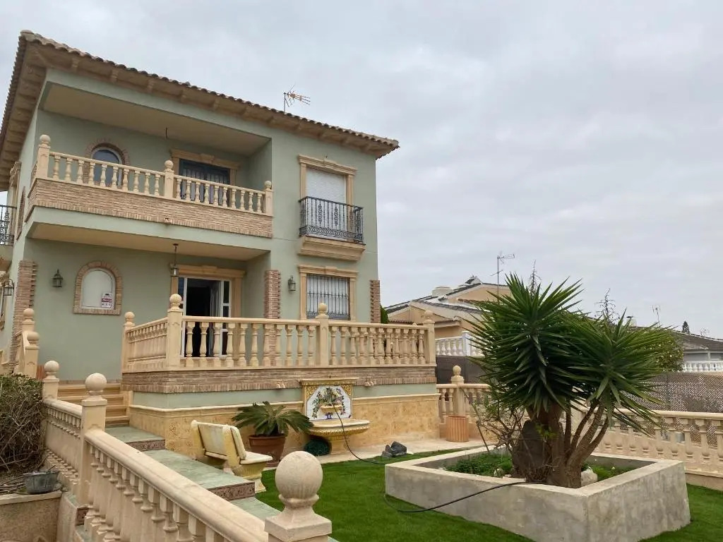Homely Apartments Villa Castelar