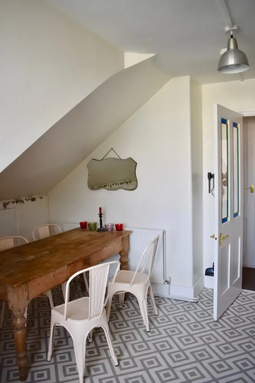 Studio Apartment Next to the Seafront