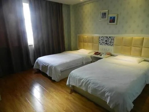 Wuhan Feitai Business Hotel