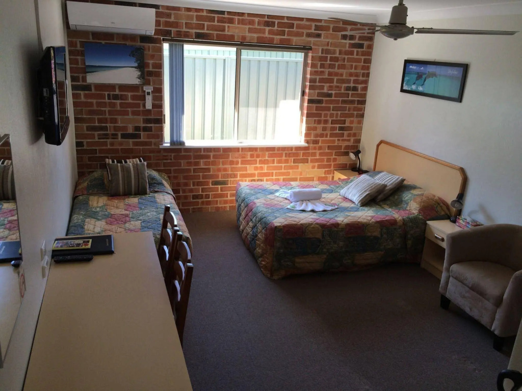 Golf View Motel