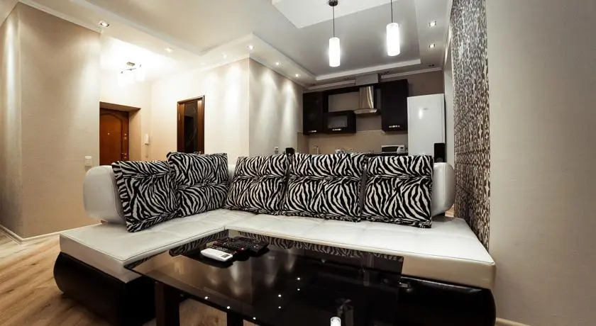 Apart-otel'