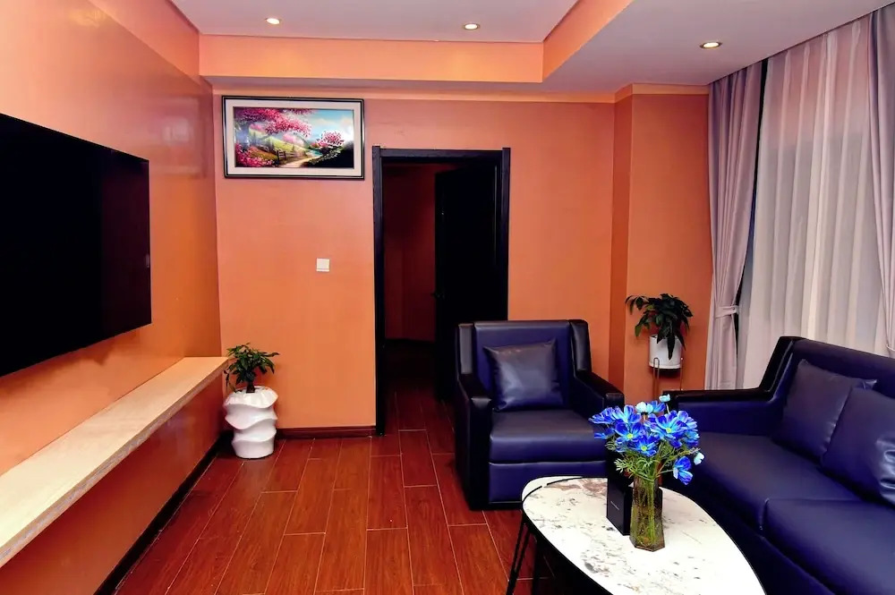 Wealth Hotel